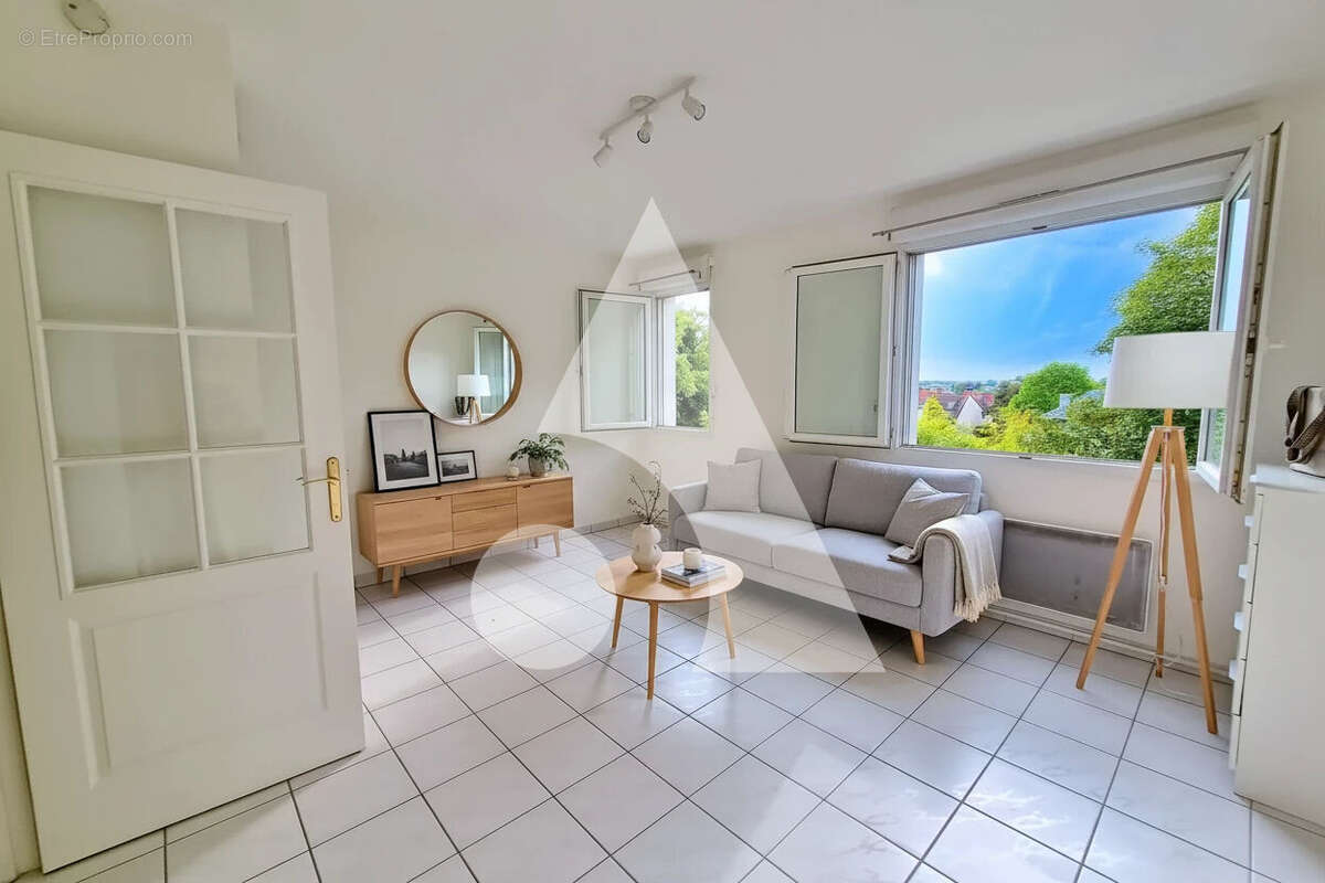 Appartement à ROISSY-EN-FRANCE