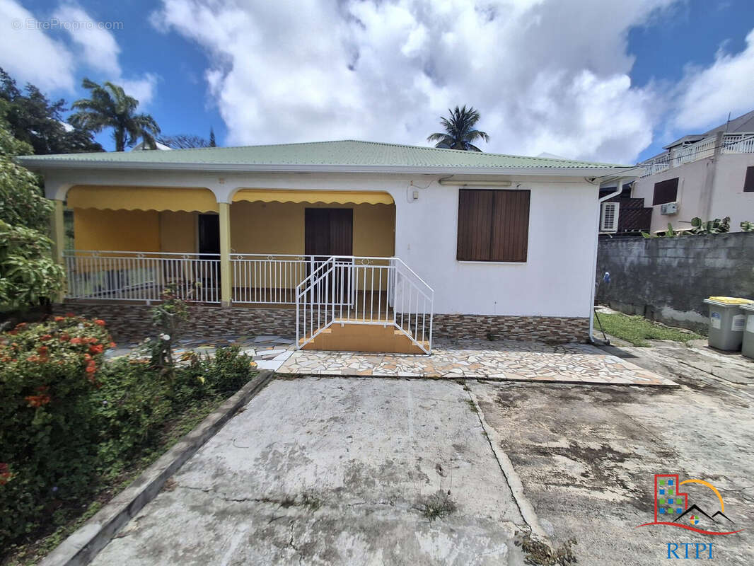 Maison à SAINT-FRANCOIS