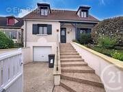 Maison à VAUX-LE-PENIL