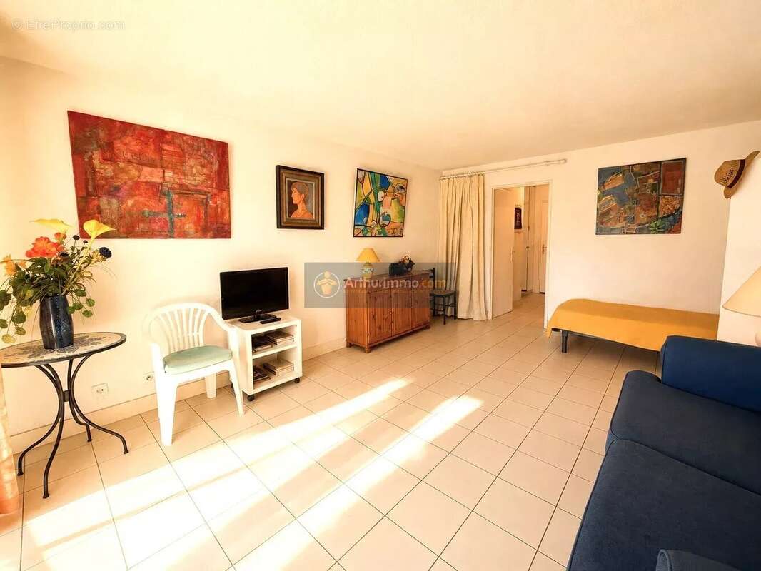 Appartement à SAINT-RAPHAEL