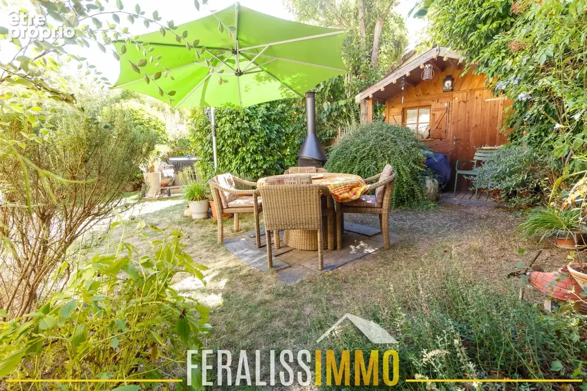 Maison familiale de 122 m2 avec jardin et espace jacuzzi ! - photo 12