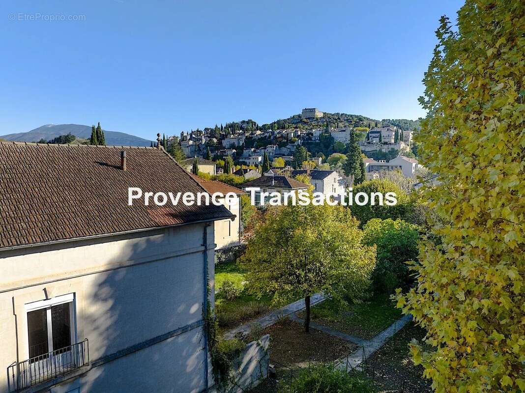 Maison à VAISON-LA-ROMAINE