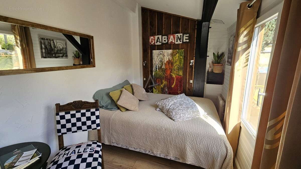 Maison à SAINT-EMILION