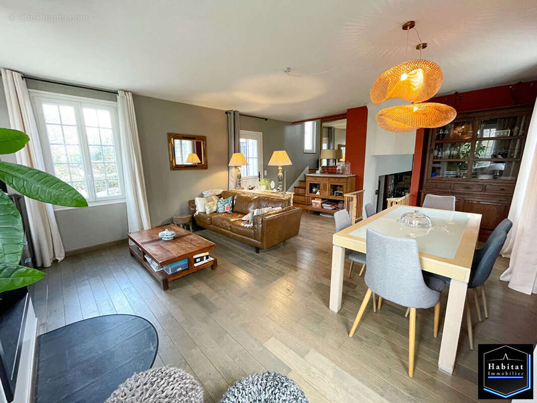 Maison à MOUSSY-LE-NEUF