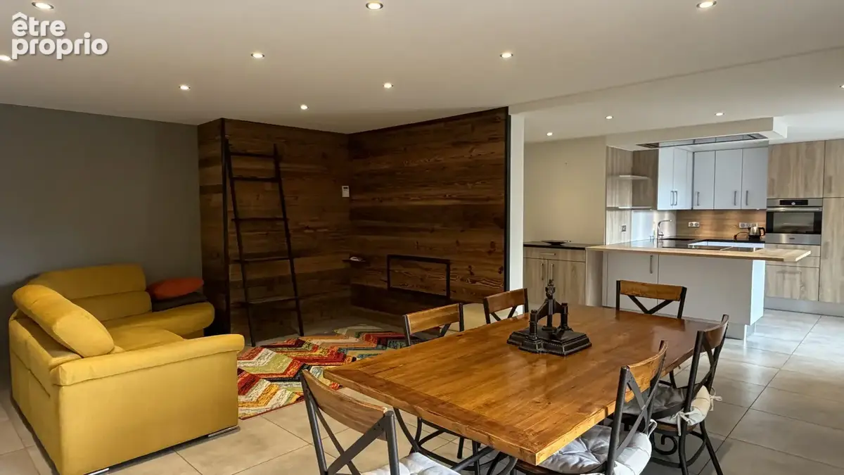Maison 7 pièces 162 m² à vendre à La Balme-De-Sillingy (74330) - photo 1