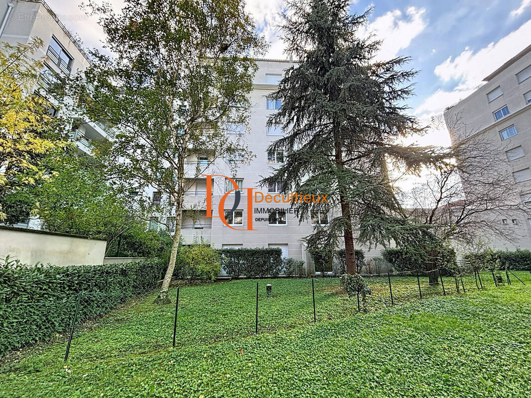 Appartement à VILLEURBANNE