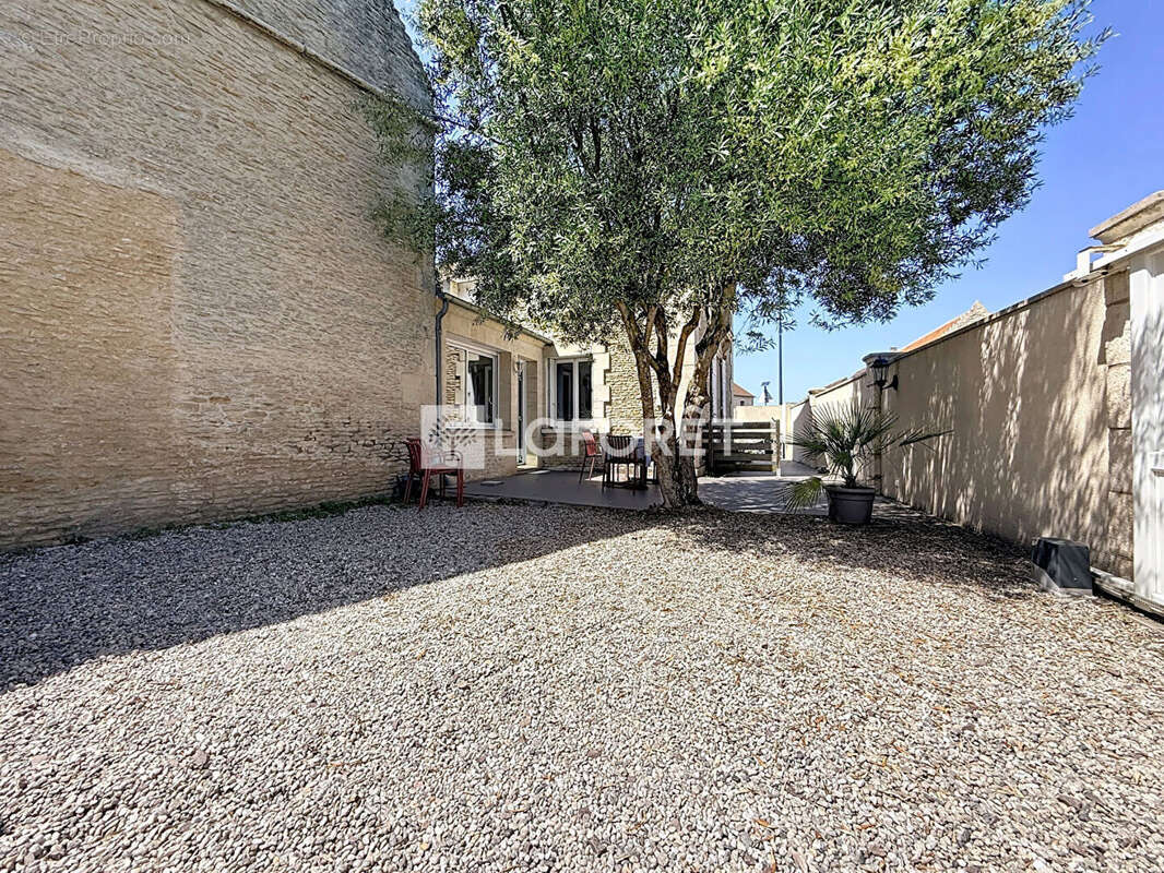 Maison à BIEVILLE-BEUVILLE