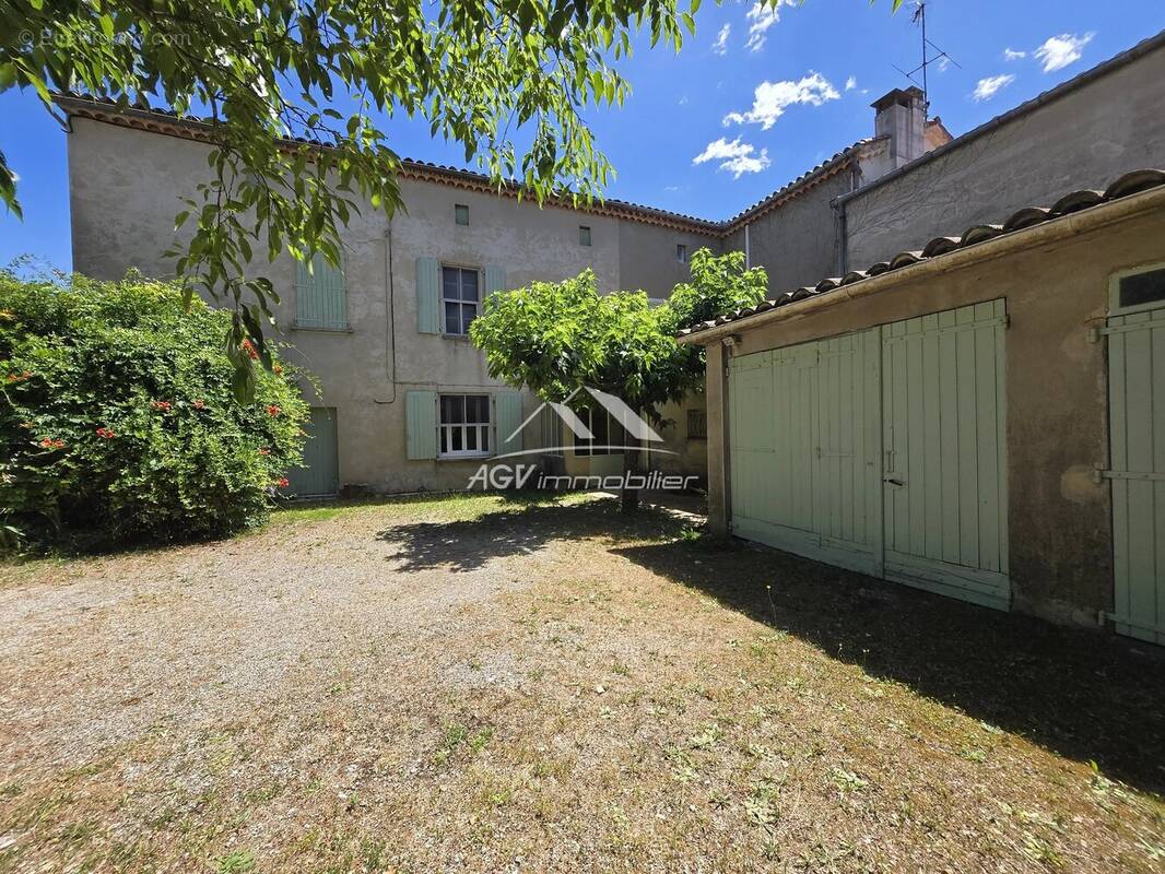 Maison à SAINT-PRIVAT-DES-VIEUX