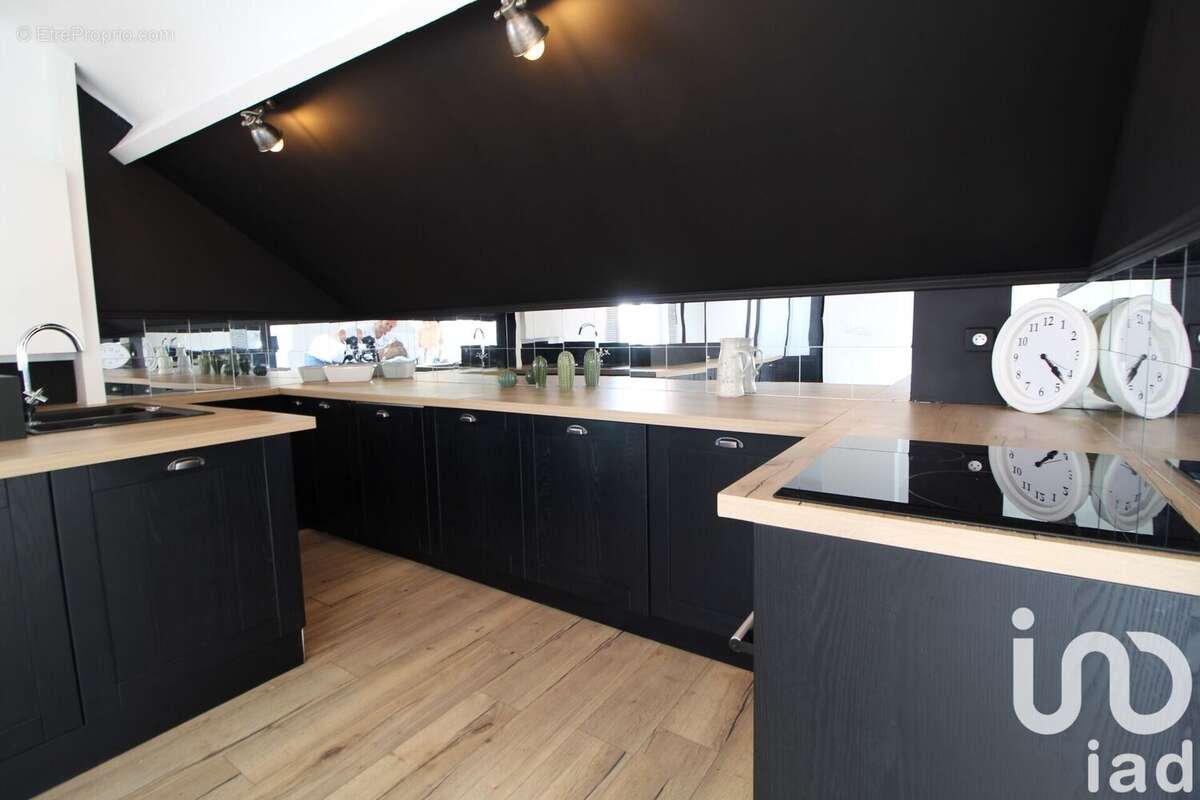 Photo 7 - Appartement à VILLENEUVE-LE-ROI