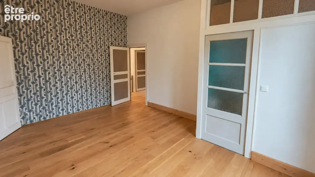 Maison 160 m² – 6 chambres – cœur de Viriville – fort potentiel - photo 22