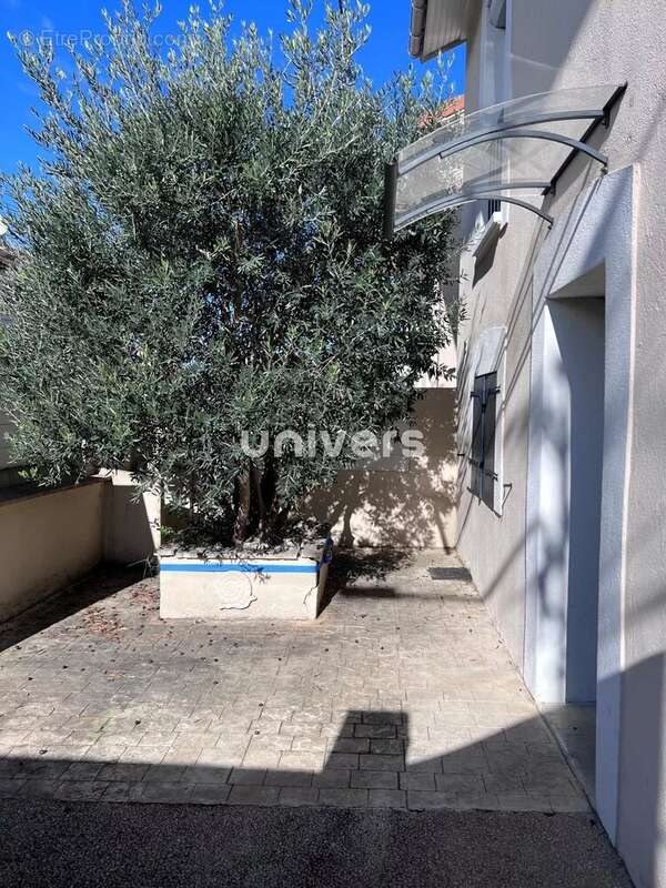 Maison à BOURG-LES-VALENCE