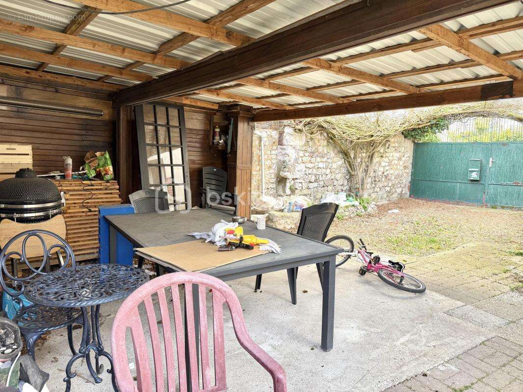 Maison à PETIT-COURONNE