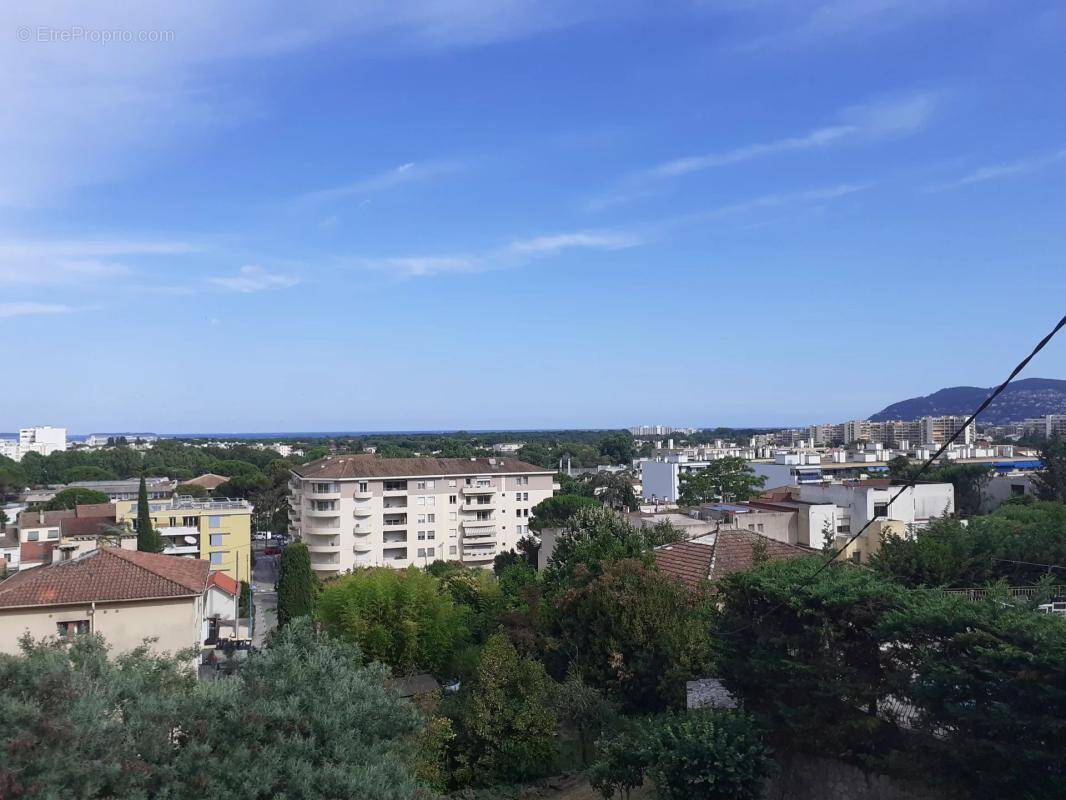 Appartement à MANDELIEU-LA-NAPOULE