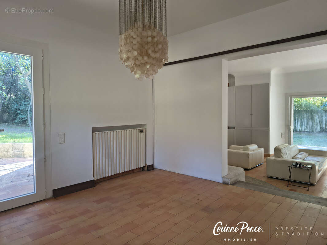 Maison à NIMES