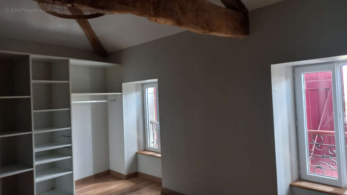Appartement et local commercial - photo 4