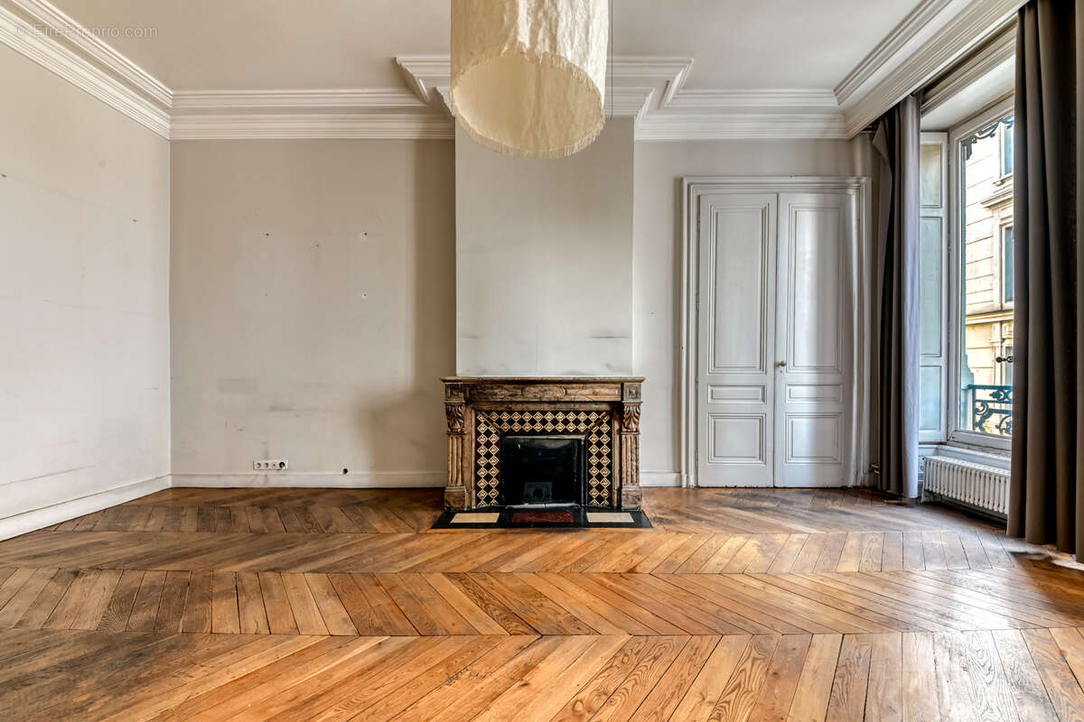 Appartement à LYON-6E