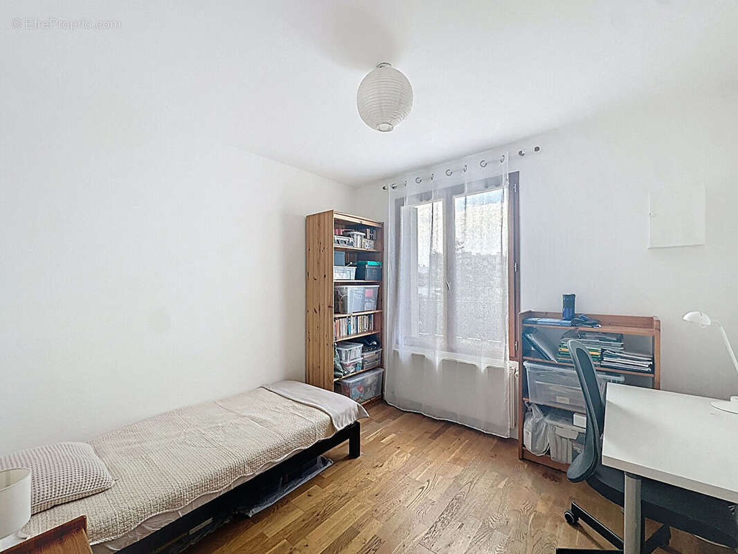 Maison à SAINT-MAUR-DES-FOSSES