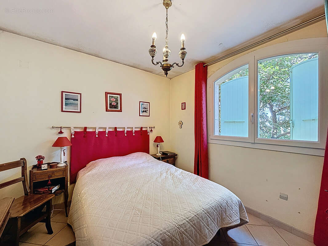 Maison à SIX-FOURS-LES-PLAGES