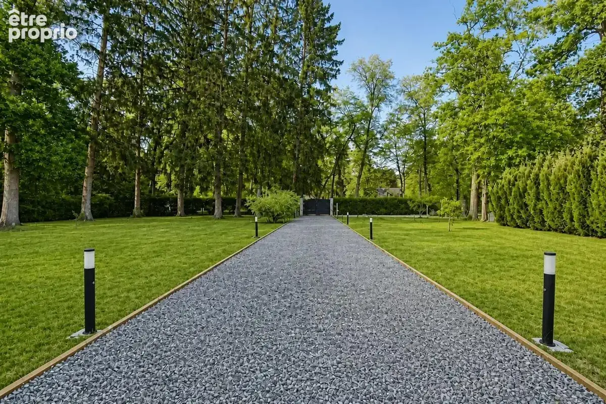 Maison de 8 pièces de 245 m² à Lamorlaye - photo 3
