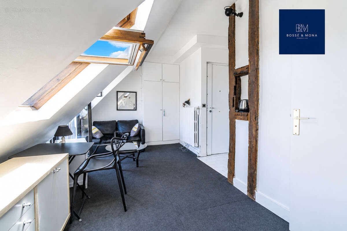 Appartement à PARIS-7E