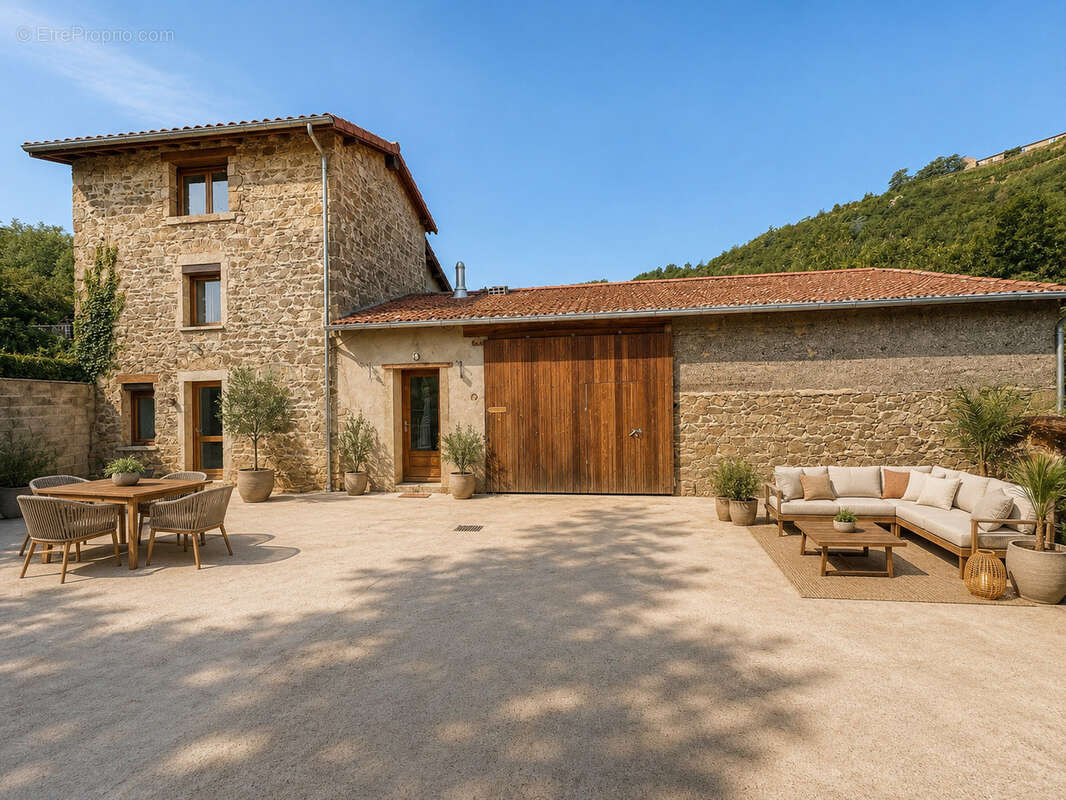 Maison rénovée, dépendances, écuries, carrière   1,9 ha de terrain - photo 14