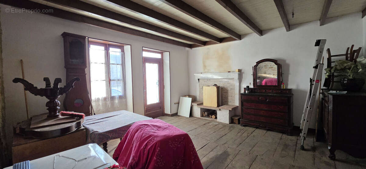 Maison à SAINT-CLAUD