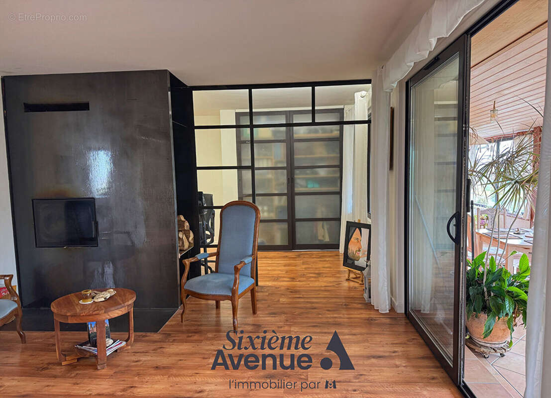 Maison à L&#039;HONOR-DE-COS