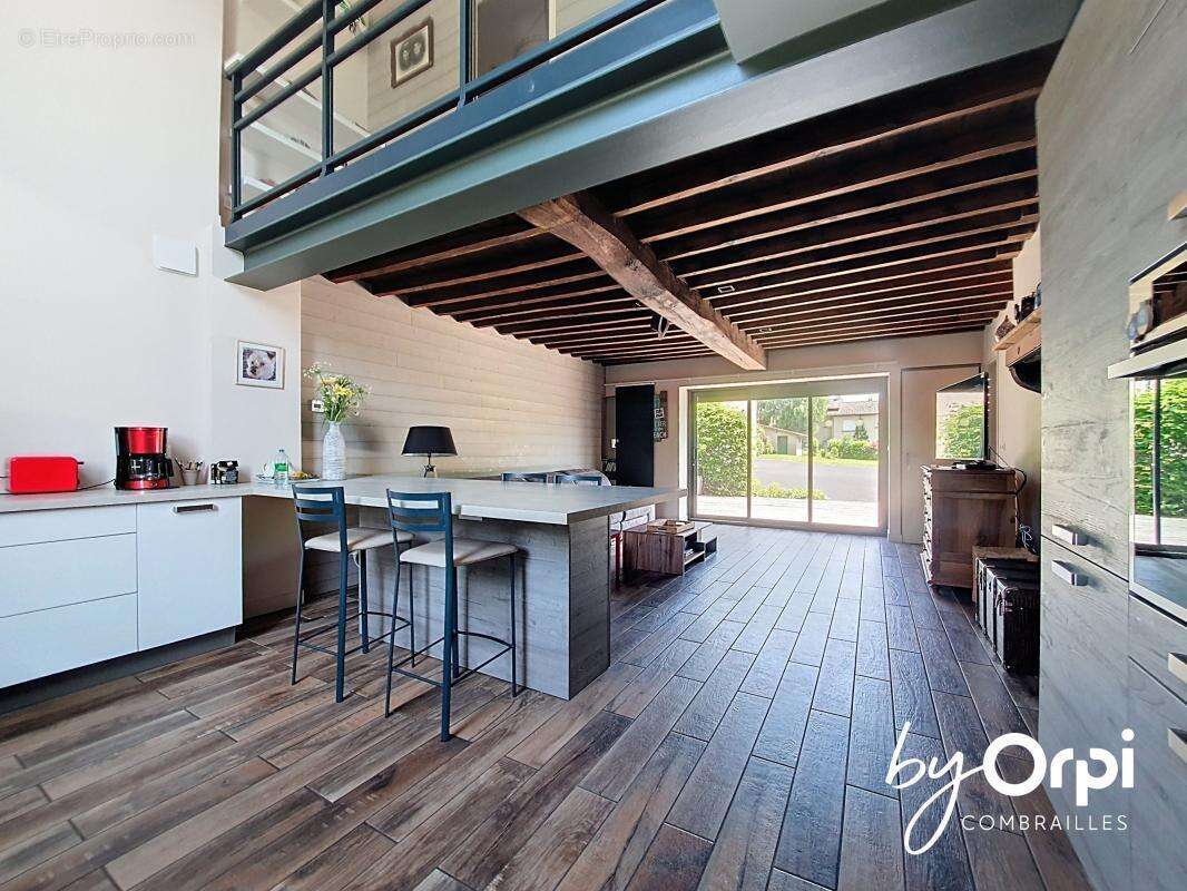 Maison à SAINT-GEORGES-DE-MONS