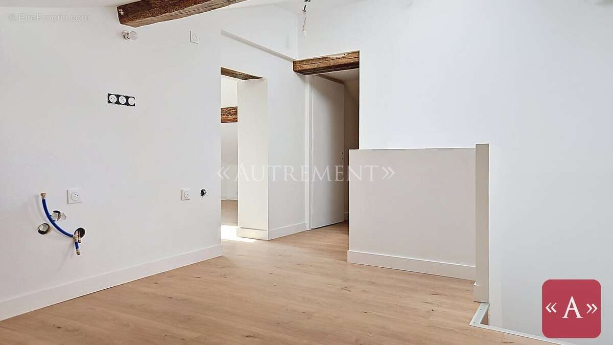 Appartement à SAINT-SULPICE