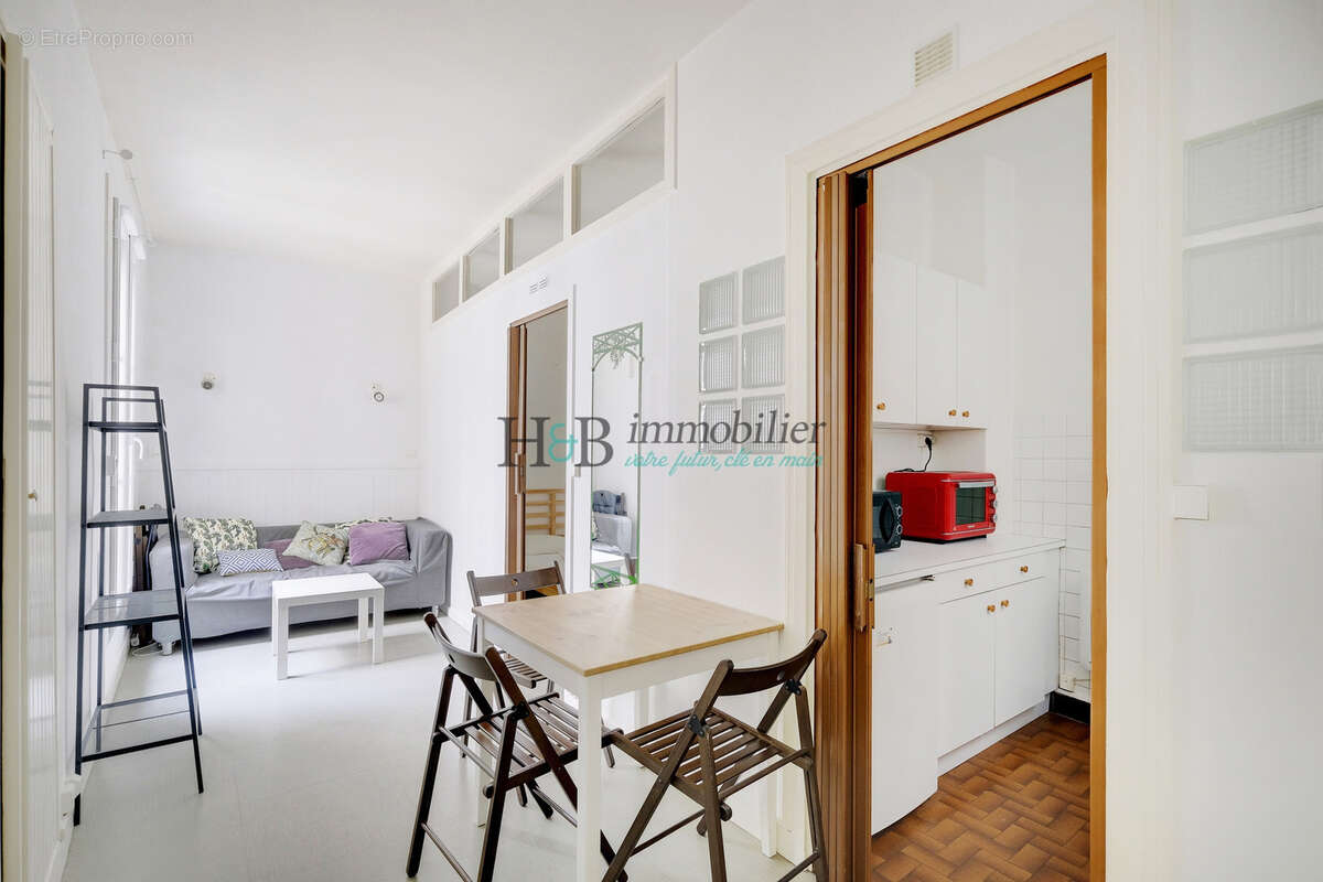 Appartement à PARIS-12E