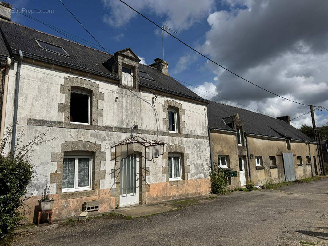 Maison à LANGUIDIC
