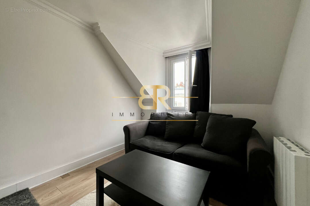 Appartement à PARIS-9E