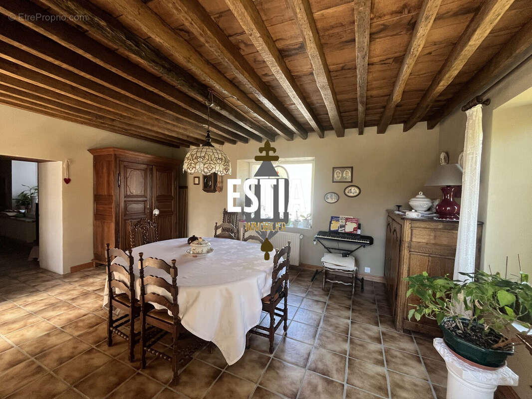 Maison 160 m² à Epiez-Sur-Chiers  - photo 8