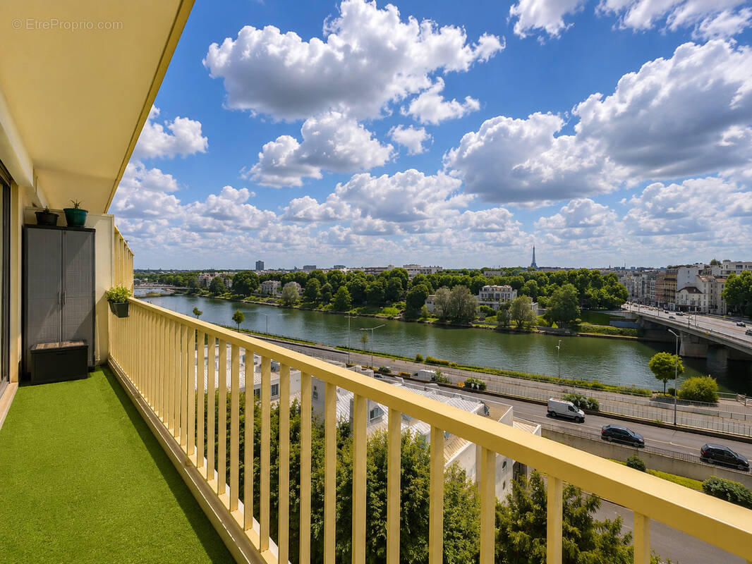 Appartement à COURBEVOIE