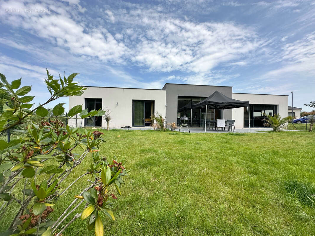 POUILLON - Maison récente Type 7 sur sous-sol - photo 8