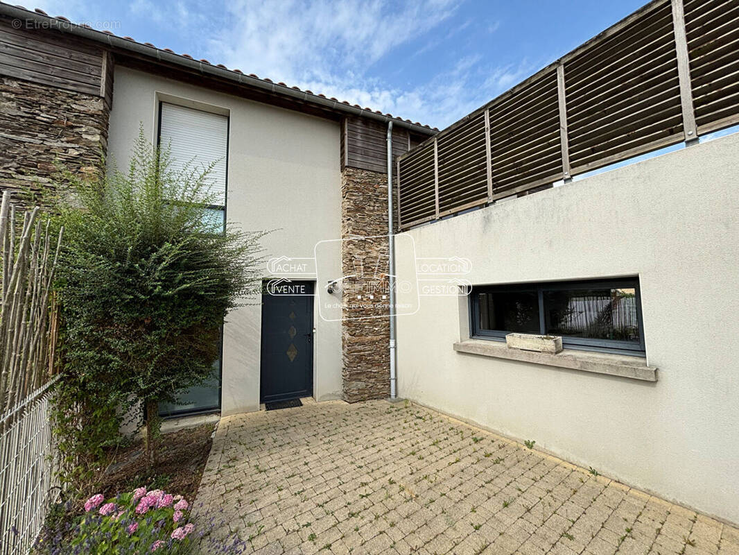 Maison à LE LOROUX-BOTTEREAU