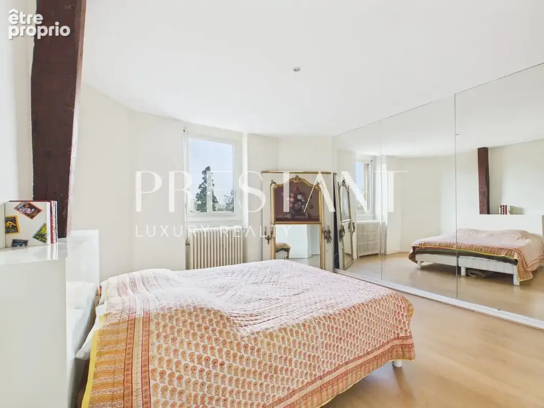 Appartement face au Jardin Public, au cur de lune des adresses les plus prestigieuses de Bordeaux. - photo 10