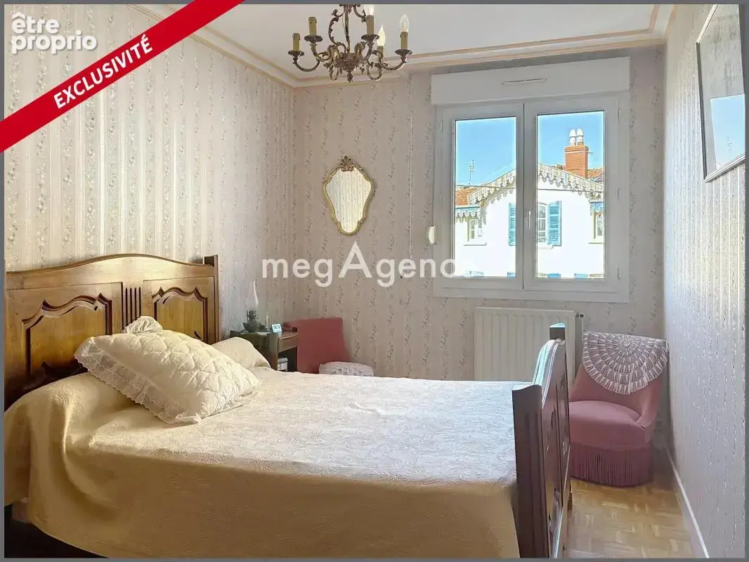 À vendre – Spacieux appartement T4 avec balcon plein sud et garage à Sainte-Colombe - photo 9