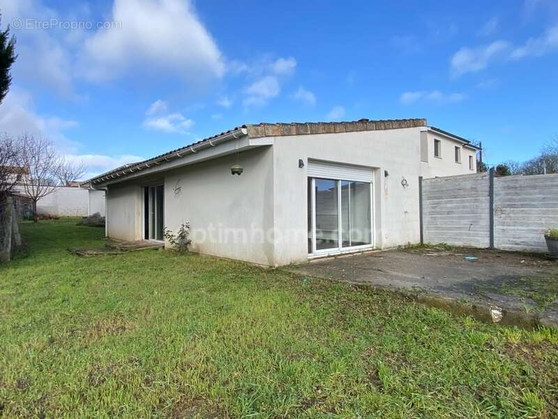 Maison à CARIGNAN-DE-BORDEAUX
