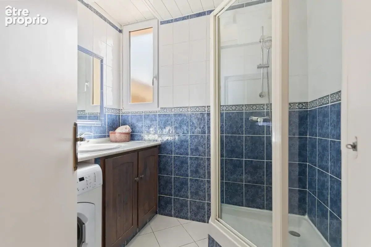 Appartement 3 pièces 56 m² à vendre à Toulon (83000) - photo 8