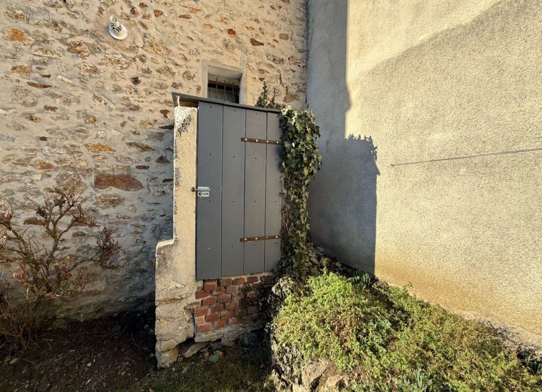Maison à REBAIS