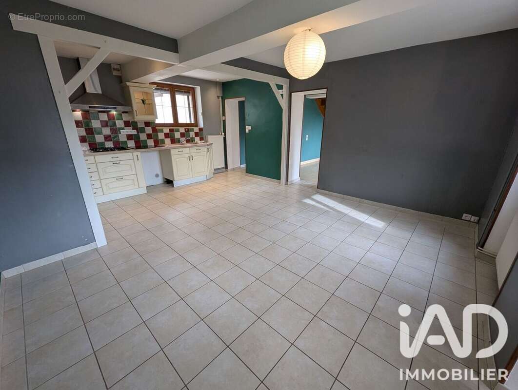 Maison 90 m² à Mont-Saint-Sulpice  - photo 4
