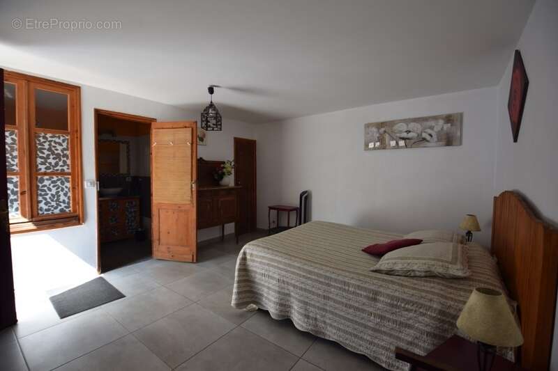 Maison à SAINTE-BAZEILLE