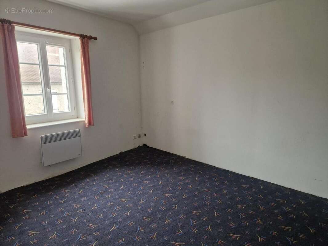 Maison 121 m² à Valignat  - photo 7