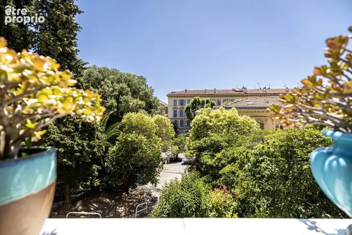 Nice - Bas-Cimiez – Appartement d'exception de 110m² avec terrasse de 70m² dans un Hôtel particulier Belle Epoque - photo 13