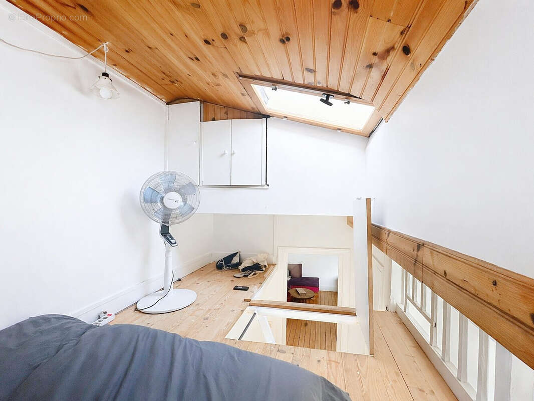 Appartement à PARIS-3E