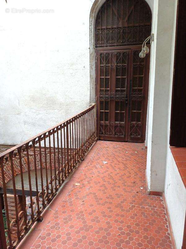 Perpignan centre - Appartement type loft de 2 pièces dans ancien couvent - photo 14