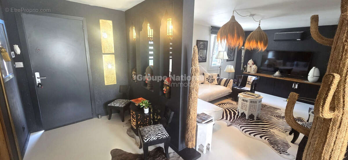 Appartement à LE ROVE