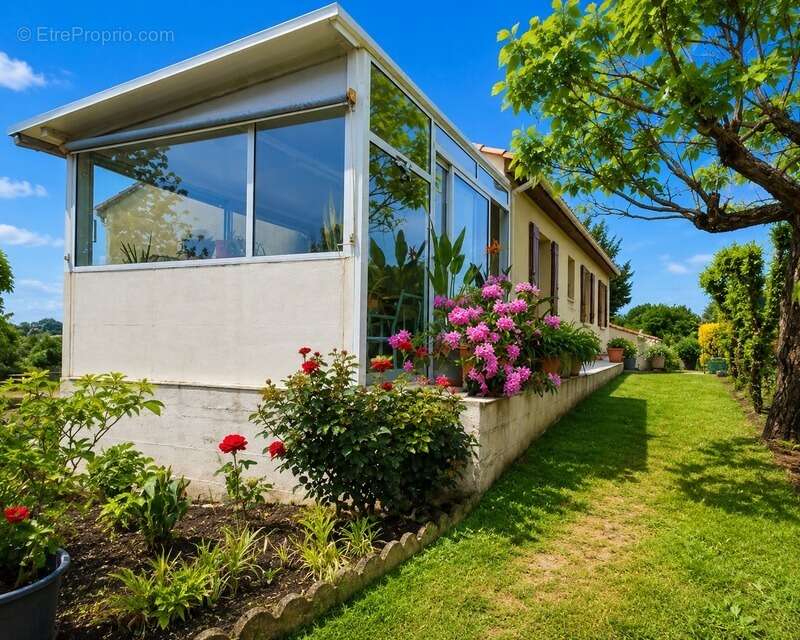 Maison à CHALAIS