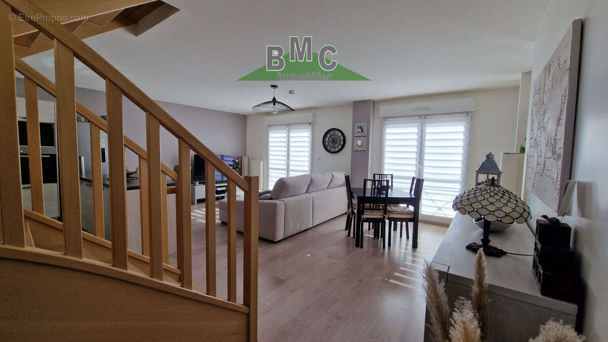 Appartement à LE PLESSIS-BOUCHARD